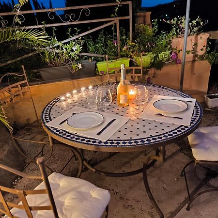 Love-Room Discret 40 M2 Bormes Les Mimosas Village Avec Terrasse 外观 照片