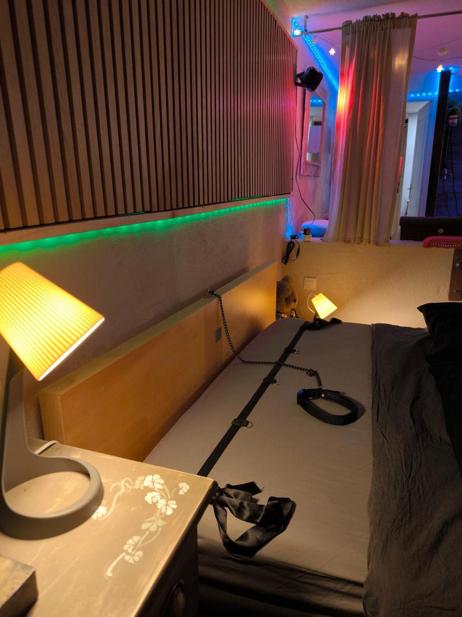 Love-Room Discret 40 M2 Bormes Les Mimosas Village Avec Terrasse 外观 照片