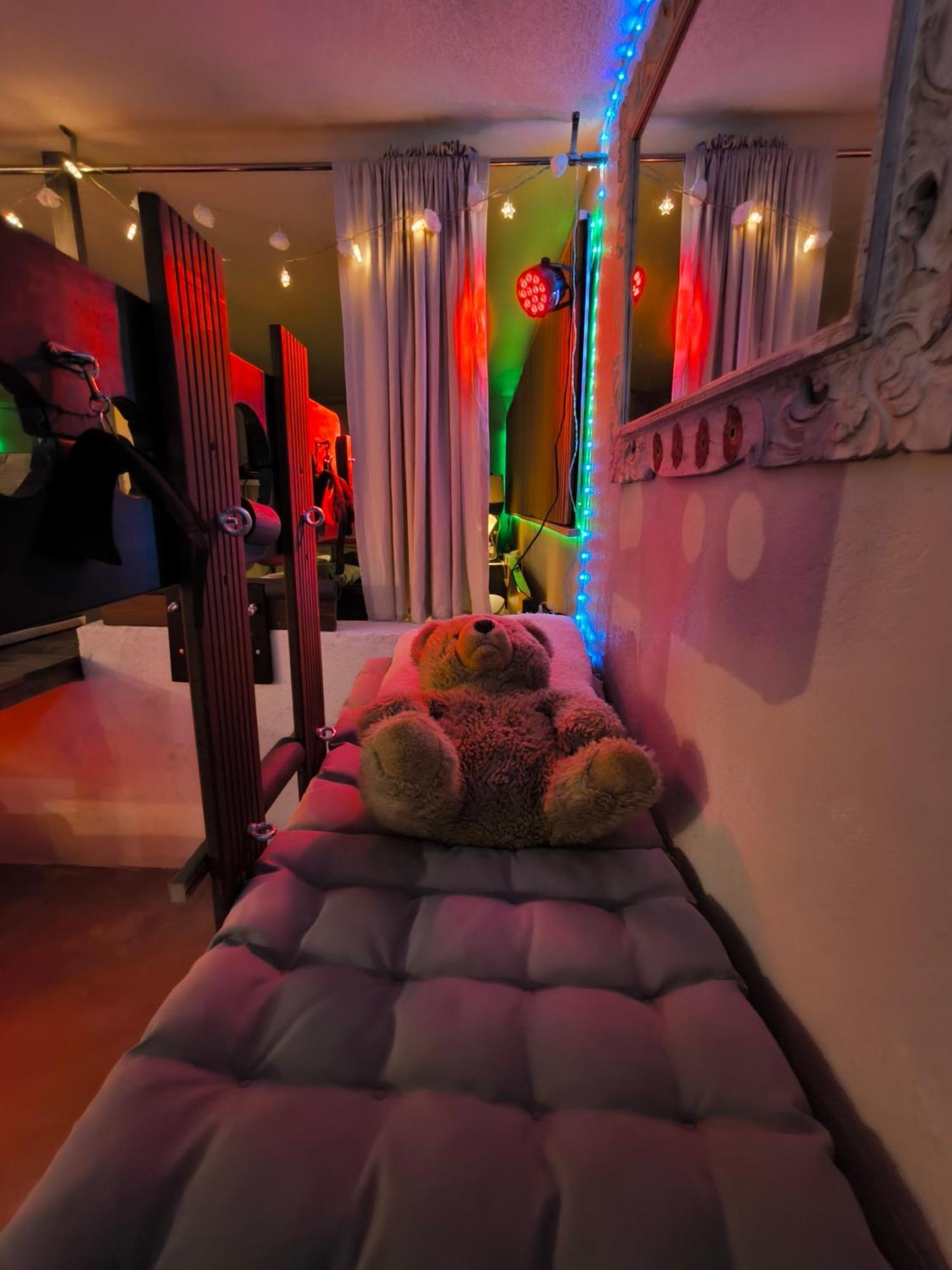 Love-Room Discret 40 M2 Bormes Les Mimosas Village Avec Terrasse 外观 照片