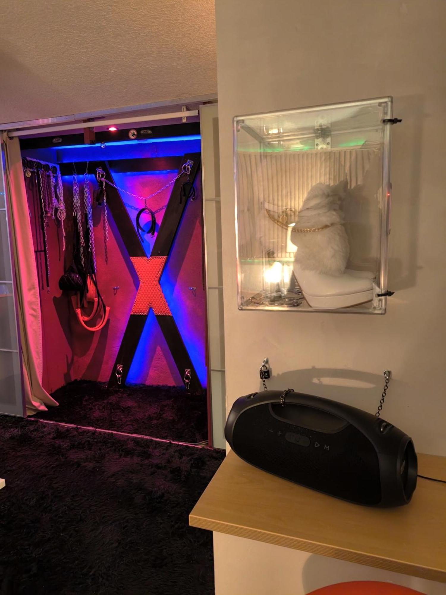 Love-Room Discret 40 M2 Bormes Les Mimosas Village Avec Terrasse 外观 照片
