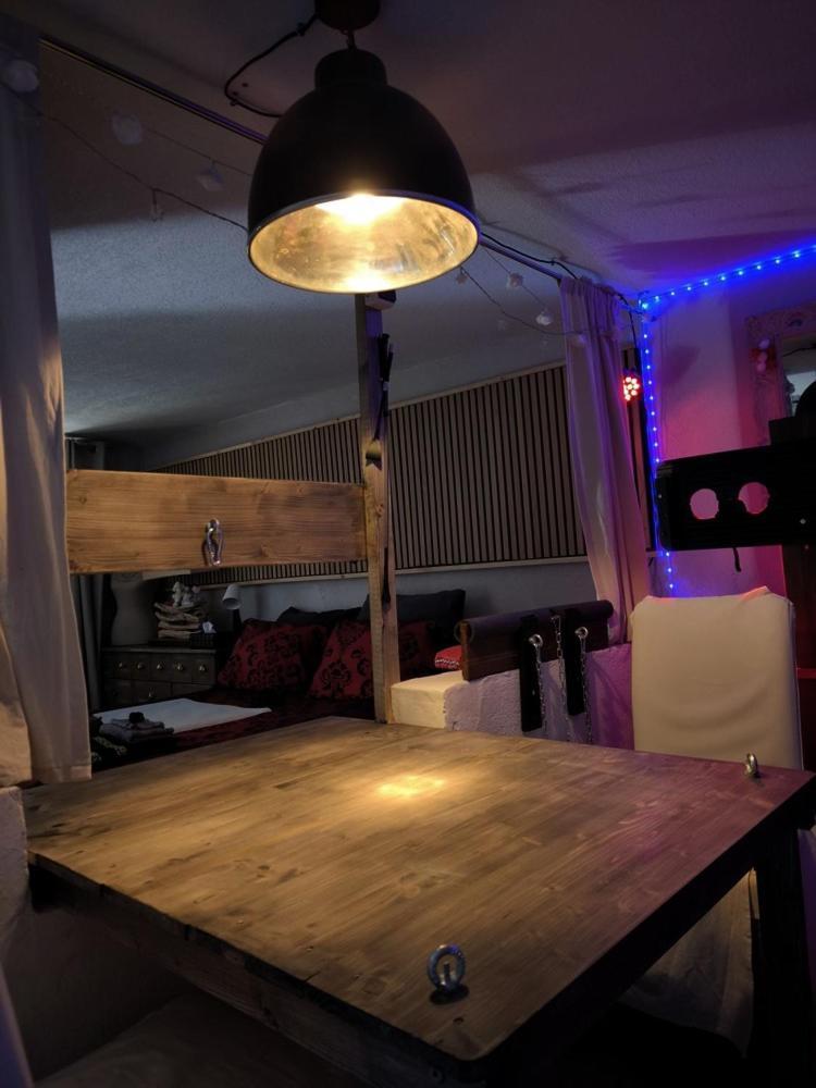 Love-Room Discret 40 M2 Bormes Les Mimosas Village Avec Terrasse 外观 照片