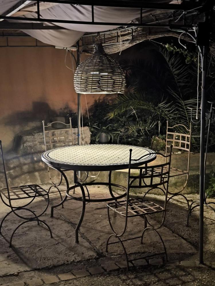 Love-Room Discret 40 M2 Bormes Les Mimosas Village Avec Terrasse 外观 照片
